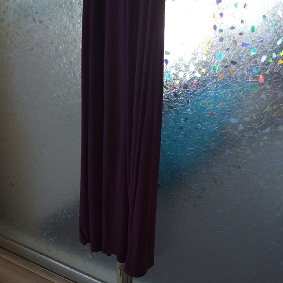 Wild Daisy Burgundy Spaghetti Strap Dress - Picture 9 of 13